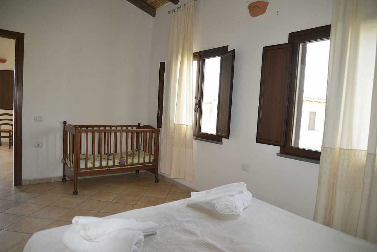 Agriturismo Rubinu Гальтелли Экстерьер фото